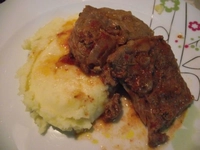 Düdüklüde Biftek Tarifi ve Malzemeleri